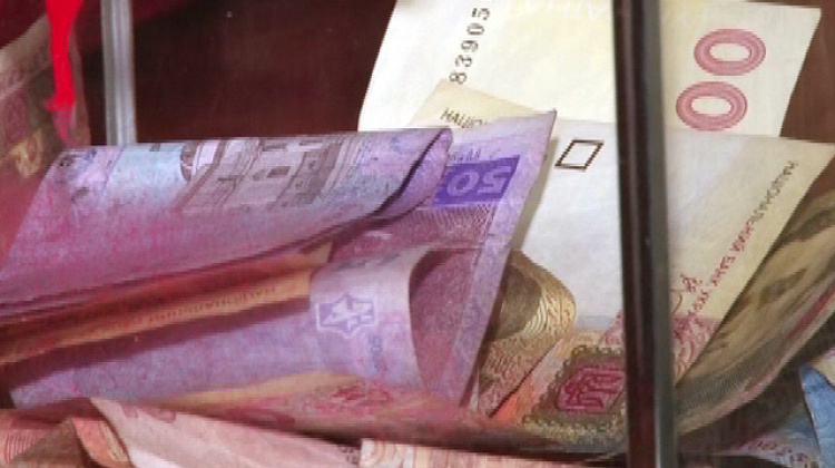 Івано-Франківські правоохоронці розслідують крадіжку з благодійної скриньки (відео)
