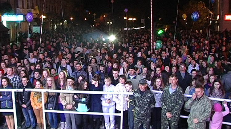 Недільний концерт у Коломиї – це зневага до загиблих бійців (відео)