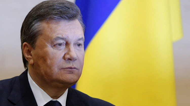 Янукович вибачився перед українцями і закликав нову владу піти