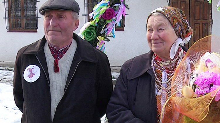 На Коломийщині зібралися подружні пари, які прожили 50 і більше років разом (відео)