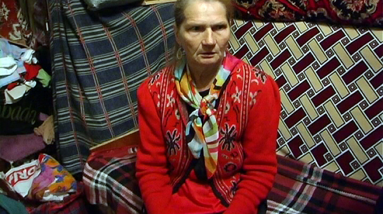 Коломиянка 30 років живе без сонячного світла, чекаючи нового житла (відео)