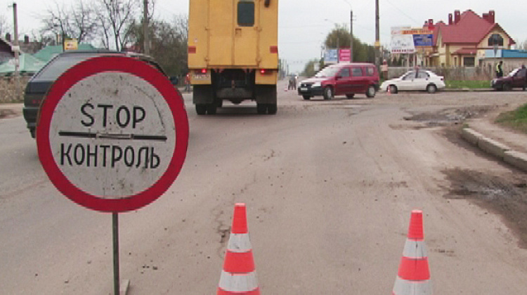 Мешканці Прикарпаття стурбовані появою нових СТОП-контролів (відео)