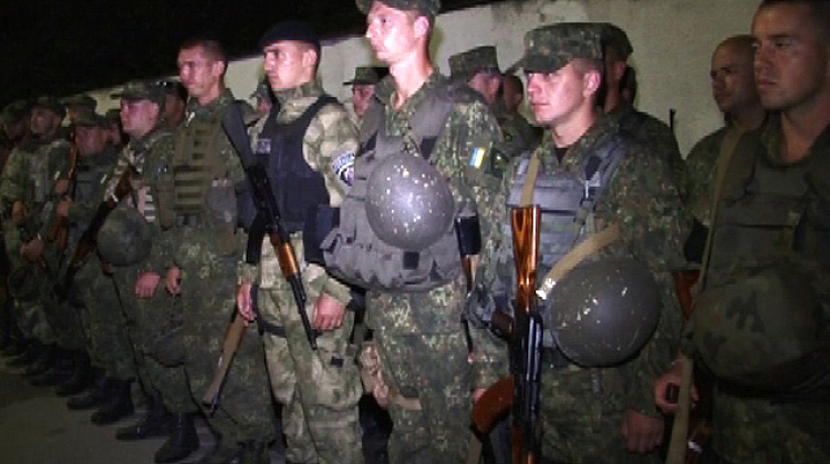 Бійці прикарпатського батальйону патрульної служби міліції повернулися додому (відео)