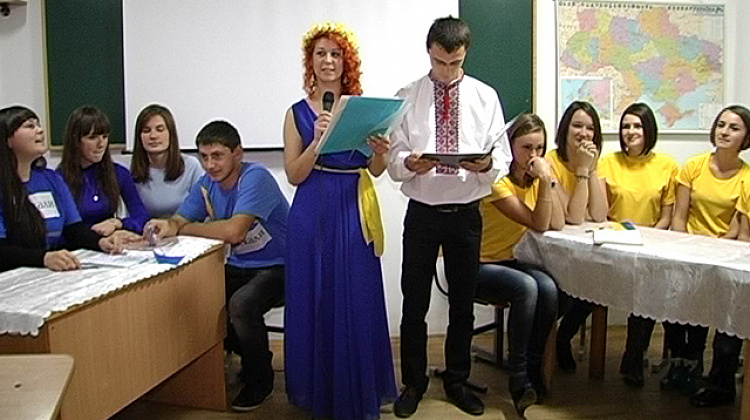 Коломийські студенти організували брейн-ринг "Я люблю Україну" (відео)