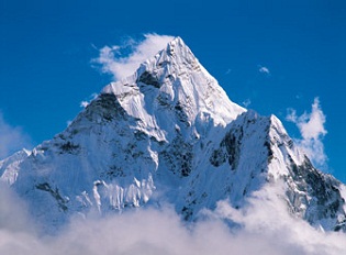 Еверест закриють для туристів