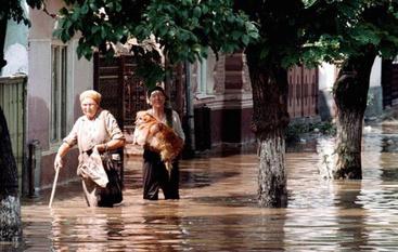 Затоплення у Румунії: 4 тисячі осіб евакуйовано