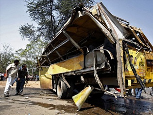 В Індії перекинулася вантажівка, загинуло  24 особи