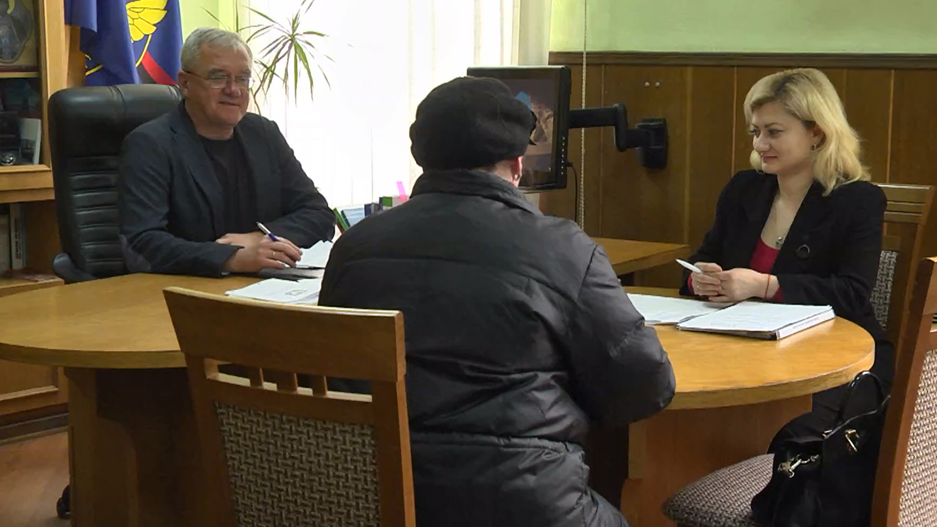 Міський голова Коломиї провів прийом громадян (відео) Міський голова Коломиї провів прийом громадян (відео)