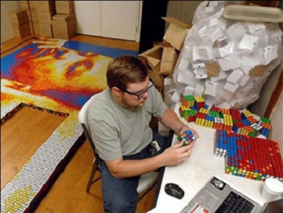 Дизайнер створив картину з 4 тисячі кубиків