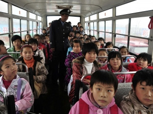 В Китаї у результаті ДТП загинуло 15 дітей 