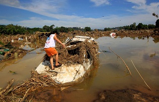 Число жертв потужного шторму на Філіппінах перевищило 1300 людей