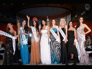 Українка завоювала титул віце-міс конкурсу “Міс Азія-2012″