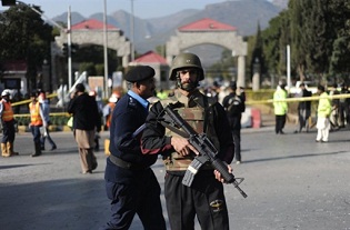 В Пакистані знову лунають вибухи:  23 людини загинули
