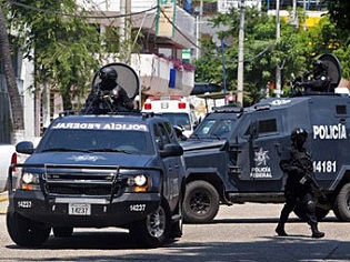 У Мексиці невідомі вбили 12 поліцейських