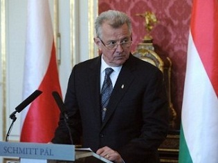 Президент Угорщини йде у відставку через плагіат у дисертації