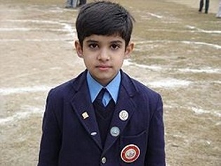 В Пакистані 13-річний юнак спалив себе від сорому за бідність