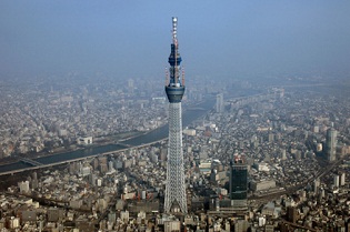 У Токіо відкрилася найвища в світі телевежа