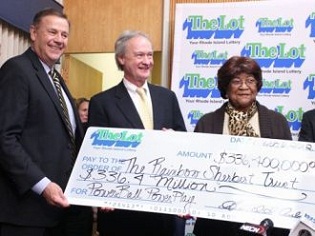 Пенсіонерка із США виграла у лотерею 336 мільйонів доларів