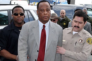 Лікаря Майкла Джексона засудили до 4 років ув’язнення