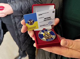 Ще тридцятьом жінкам Коломийської громади вручили нагрудні знаки «Мати Героя»