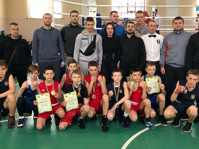 Коломияни отримали перемоги на зональному чемпіонаті України з боксу (відео)