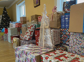 1 350 хлопчиків та дівчаток отримали подарунки в межах благодійної акції від «Карітасу» (відео)