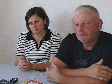 Батьки загиблого військового три роки роблять пожертви бригаді, де служив їхній син (відео)