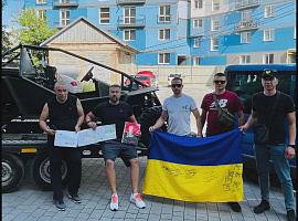 Учасники волонтерського центру «Локомотив» готуються до п'ятдесятої поїздки на передову (відео)