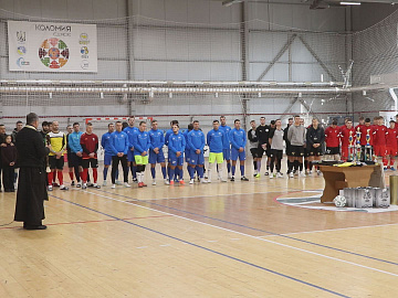 Благодійний турнір Захисників України провели у Королівці (відео)