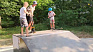 На Сході ветерани АТО-ООС зробили для дітей скейт-майданчик (відео)