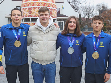Два золота і срібло здобули коломияни на чемпіонаті світу з грепплінгу (відео)