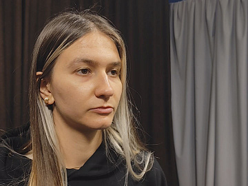 Волонтерка закликає усіх українців о 9:00 годині ранку зупинитися на хвилину (відео)