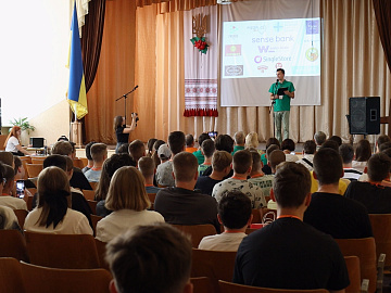 Всеукраїнська літня комп'ютерна школа «Олімп» стартувала в Коломийському ліцеї №1 (відео)