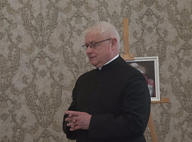 Коломийські гімназисти згадували свого багаторічного катехита отця Миколу Капустинського (відео)