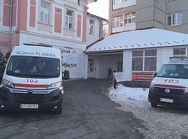Двом пацієнтам ампутували кінцівки: до Коломийської ЦРЛ звертаються з обмороженнями (відео)
