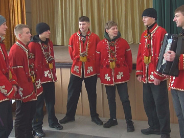 В Отинійській громаді заколядували майже мільйон (відео)