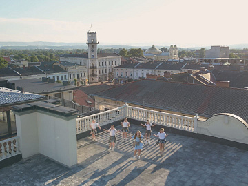 Злата Романюк презентувала кліп про Коломию