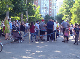 Чи їздитиме транспорт відремонтованою дорогою на Леонтовича у Коломиї? (відео) Чи їздитиме транспорт відремонтованою дорогою на Леонтовича у Коломиї? (відео)