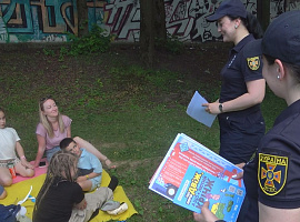 Рятувальники закликають не нехтувати правилами безпеки під час відпочинку біля водойм