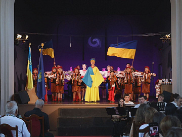 Коломийська РДА та районна рада відзначили День Конституції (відео)