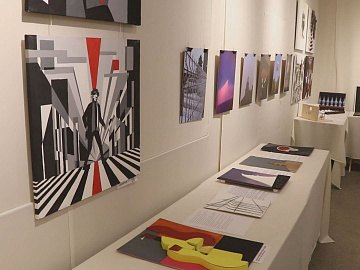 «Інший погляд». Унікальну виставку для людей з порушеннями зору презентували у Коломиї (відео)